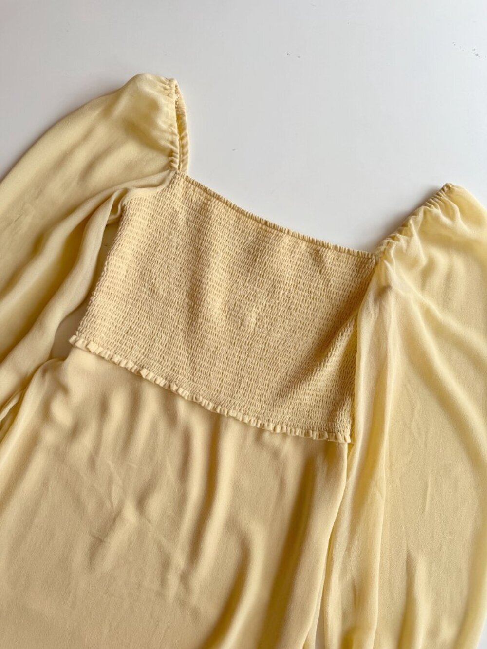 Aritzia WILFRED Tempest Yellow Chiffon Smocked Long Sleeve Mini Dress, Size 4 - Picture 6 of 16